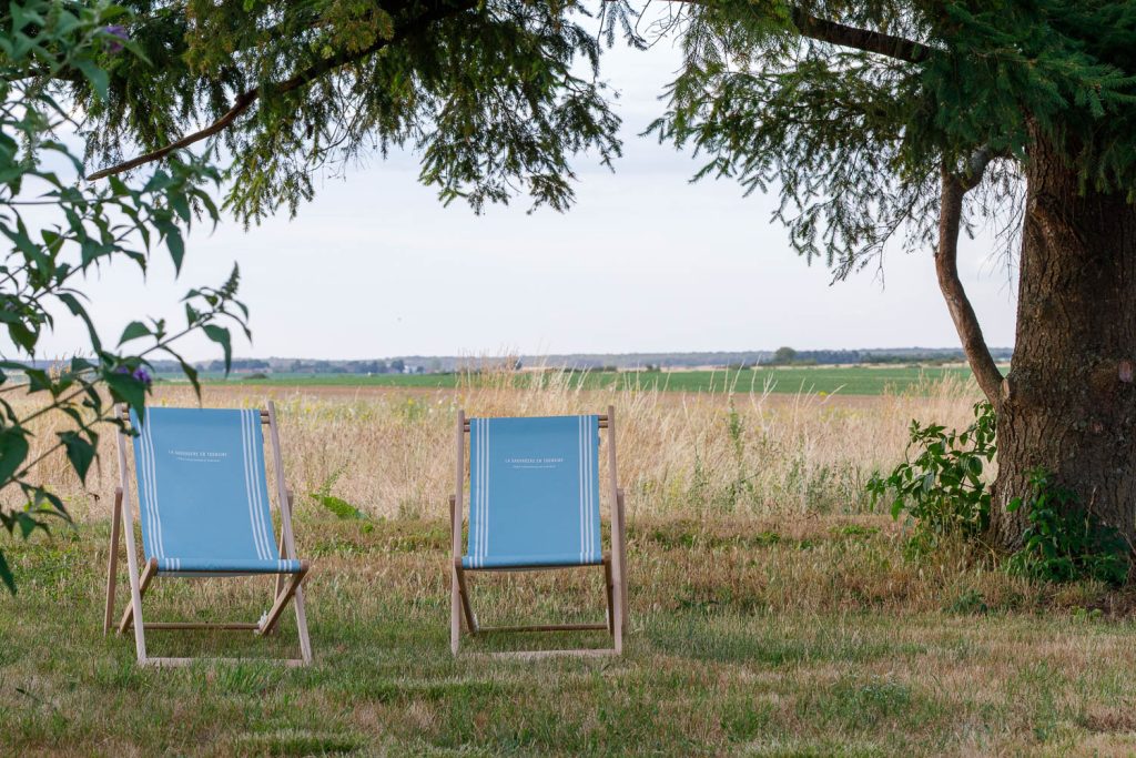 Deux chiliennes près des champs, la Sauvagère